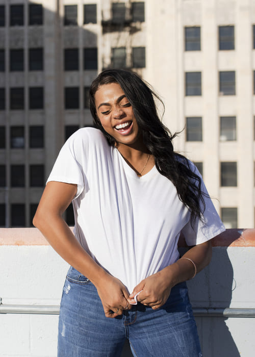 como usar camisetão feminino