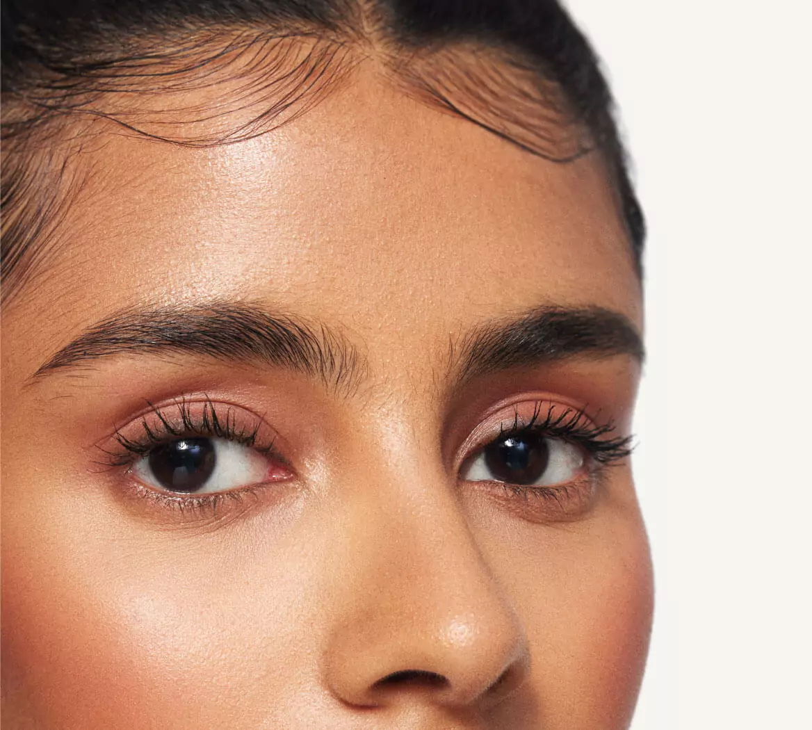 Paletas de Sombras Neutras Essenciais para um Olhar Nude Impecável