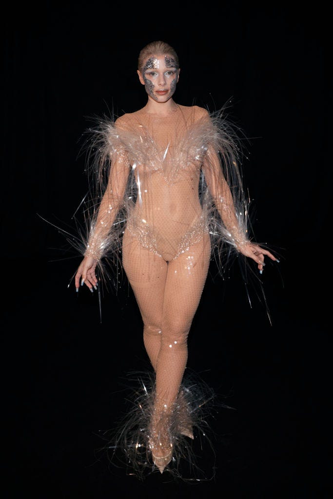 Paletas de Sombras Neutras Essenciais para um Olhar Nude Impecável