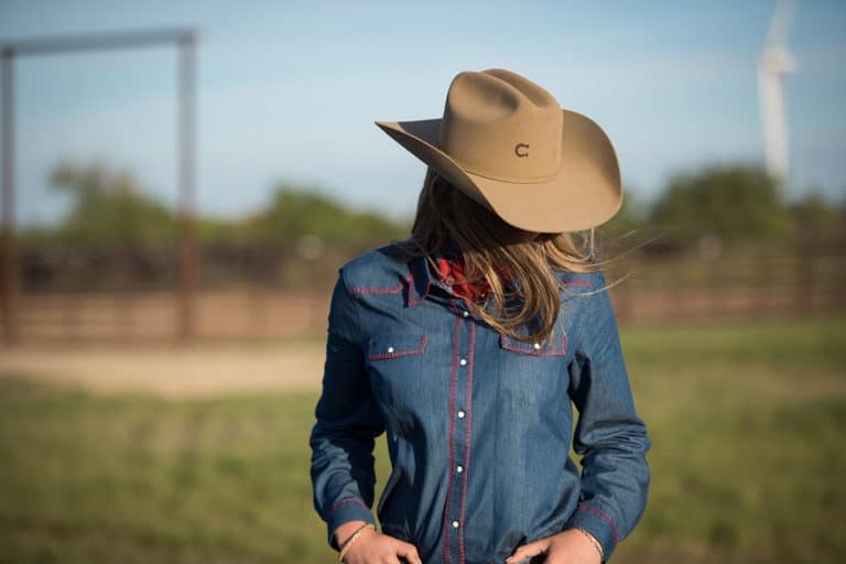 como usar bota texana em look de rodeio