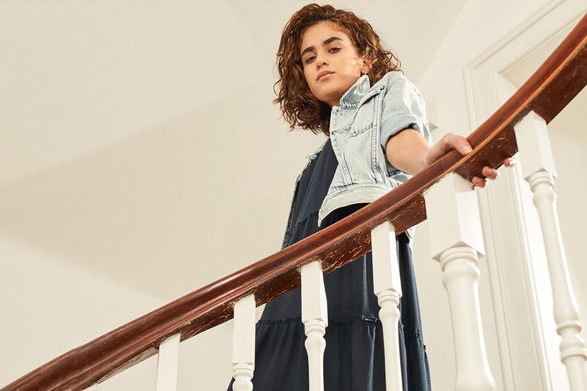 Trench Coat e Casaco de Lã Batida: Elegância Atemporal para o Frio