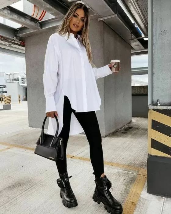 coturno preto com vestido midi