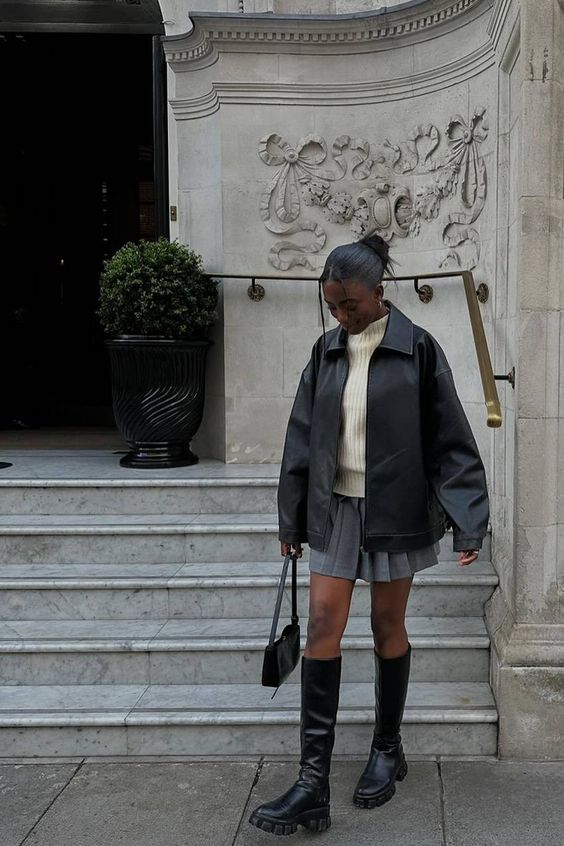 coturno preto com moletom oversized