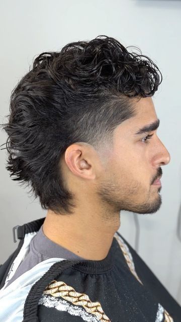 low fade com franja cabelo liso