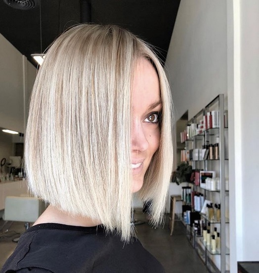 luzes platinadas cabelo curto