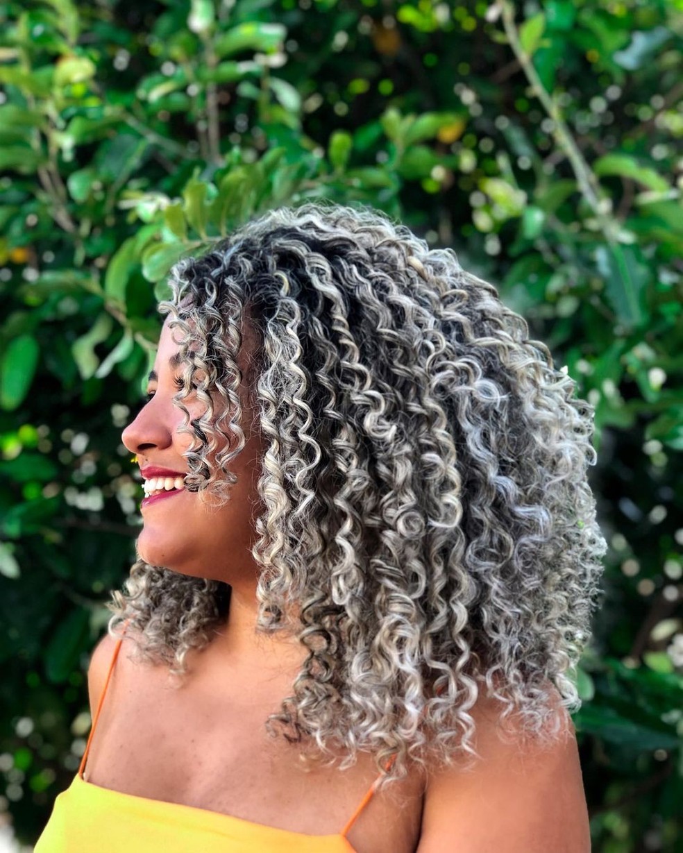 luzes platinadas cabelo curto