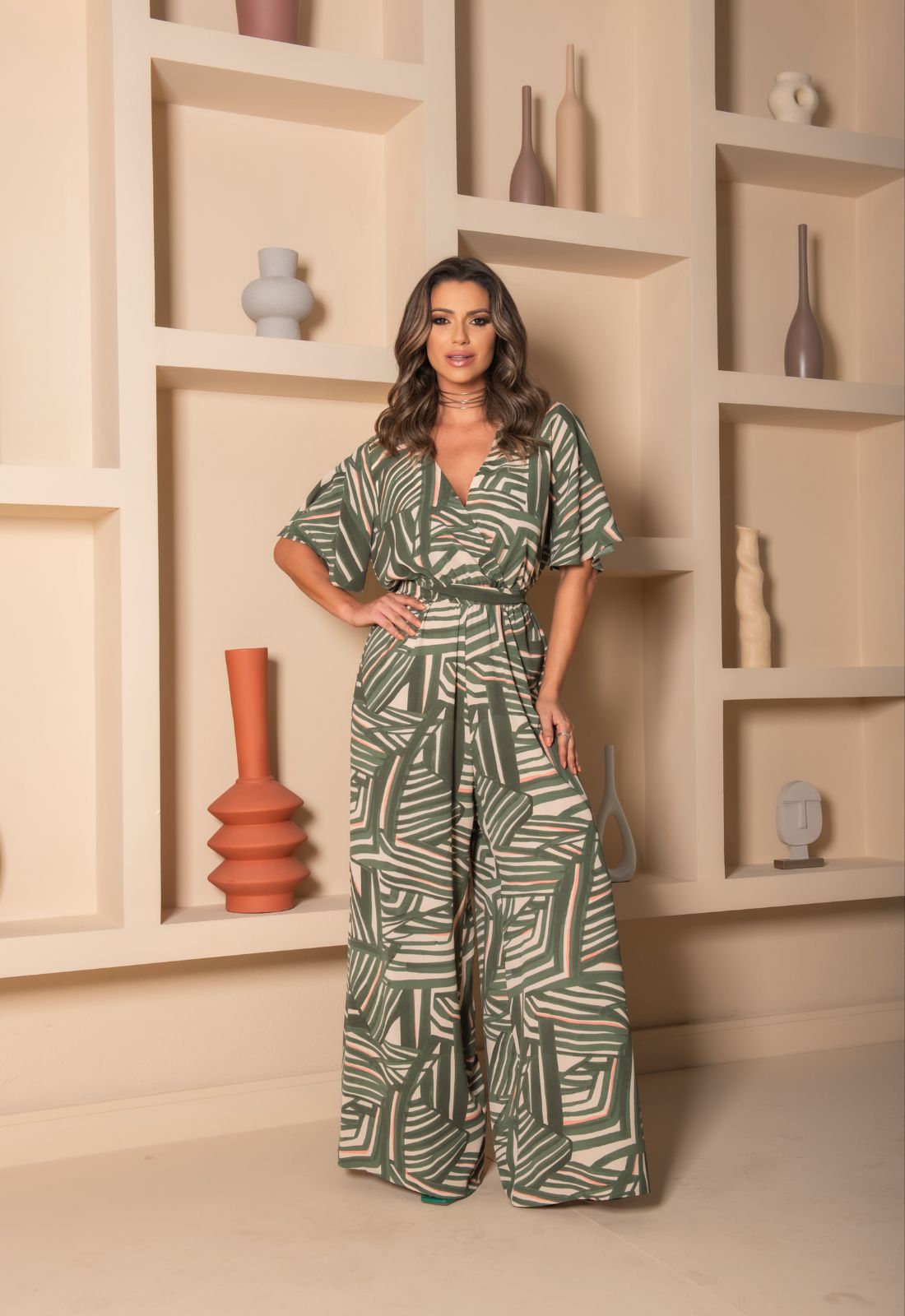 macacão verde em linho