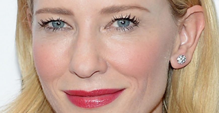 5 ideias de títulos:
1. Maquiagem Capilar: O Guia Completo para Cobrir Cabelos Brancos e Falhas
2. Tipos de Maquiagem para Cabelo: Encontre a Solução Ideal para Você
3. Benefícios e Cuidados Essenciais ao Usar Maquiagem Capilar
4. Como Aplicar Maquiagem Capilar: Dicas para um Resultado Natural
5. Maquiagem Capilar vs. Tintura: Qual a Melhor Opção para Retocar a Raiz?