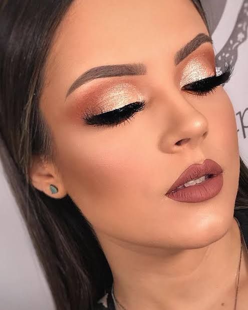 maquiagem noiva com brilho pele morena
