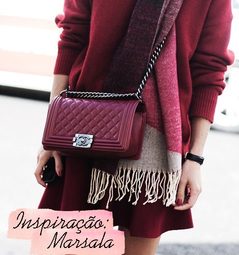 5 ideias de títulos:
1. A Versatilidade do Marsala: Do Vinho à Cor que Conquistou o Mundo.
2. Desvendando o Vinho Marsala: Origem