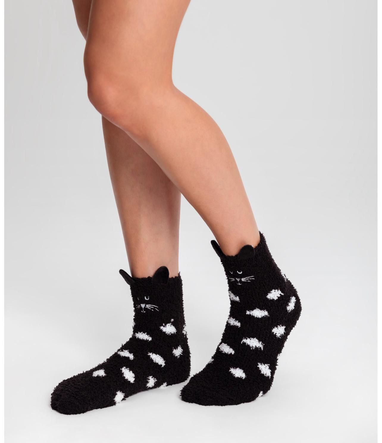 Meias Térmicas vs. Meias Felpudas: Qual a Melhor para o Frio Intenso?