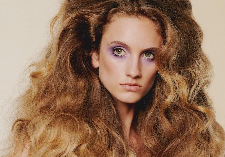 Mega Hair: Os Erros Mais Comuns ao Escovar e Como Evitá-los