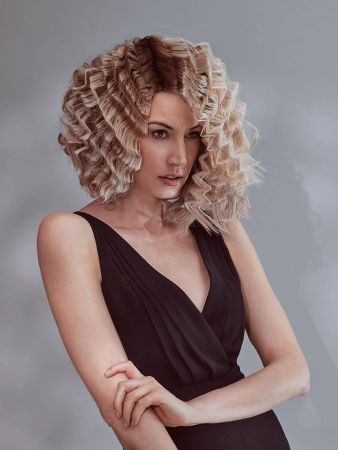 como evitar que o penteado anos 80 desmanche na festa