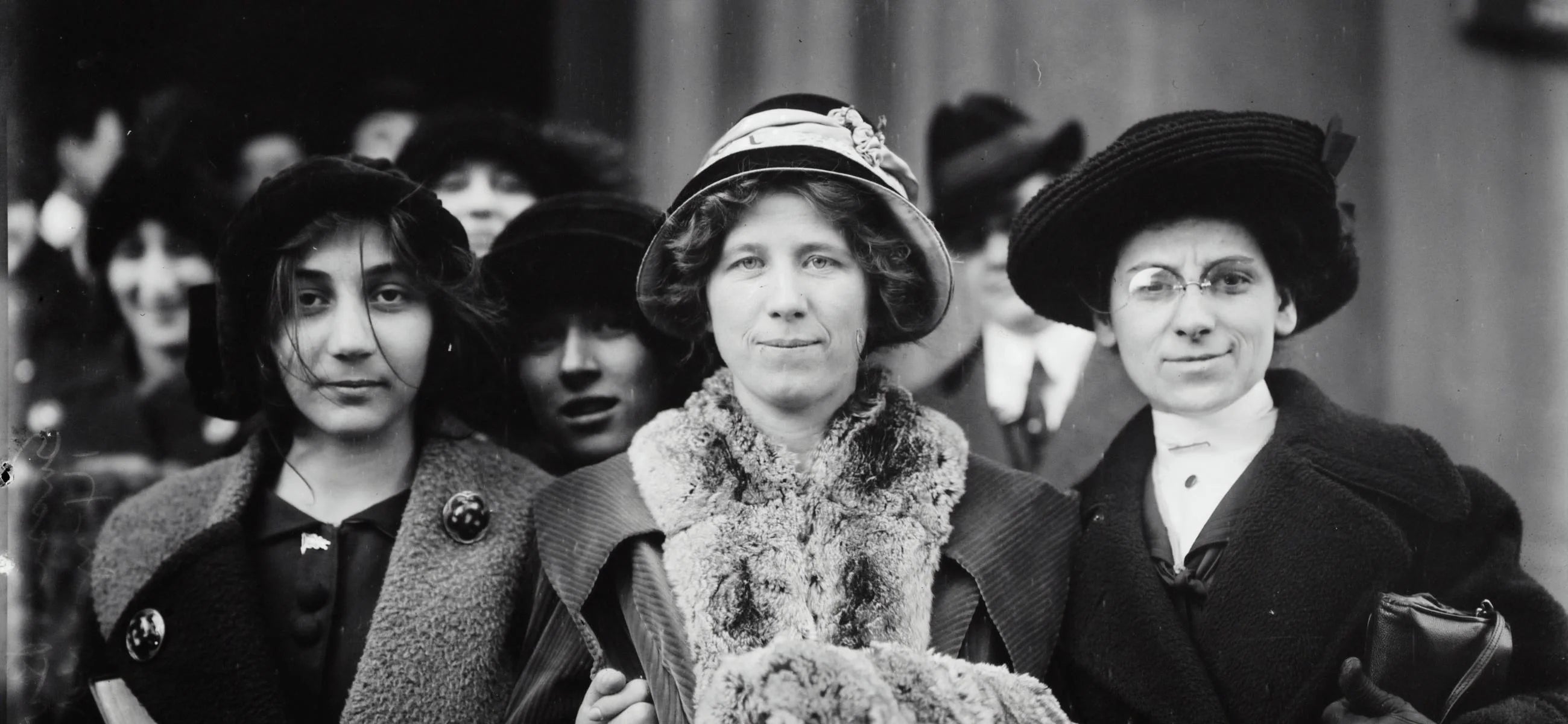 melhores penteados anos 80 feminino para festa