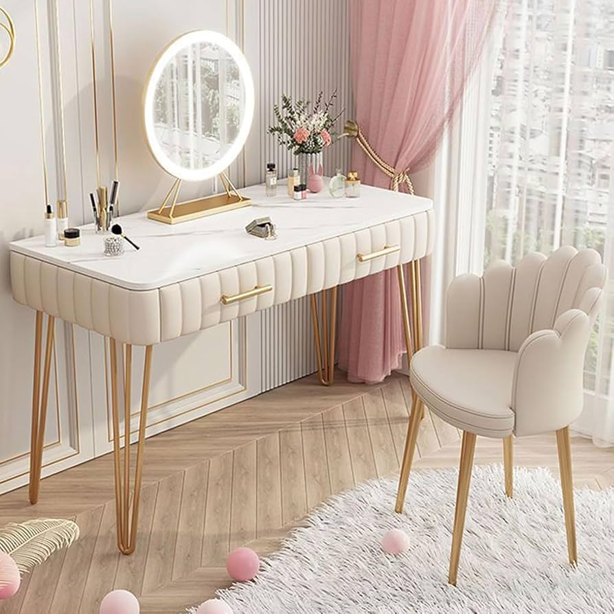 mesa de maquiagem com espelho