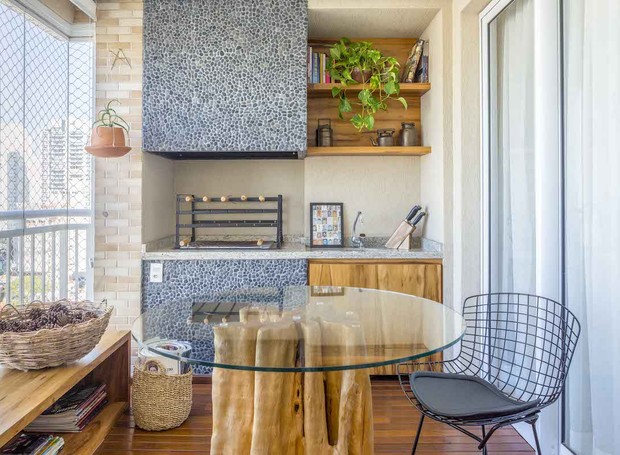 mesa de centro para área gourmet pequena