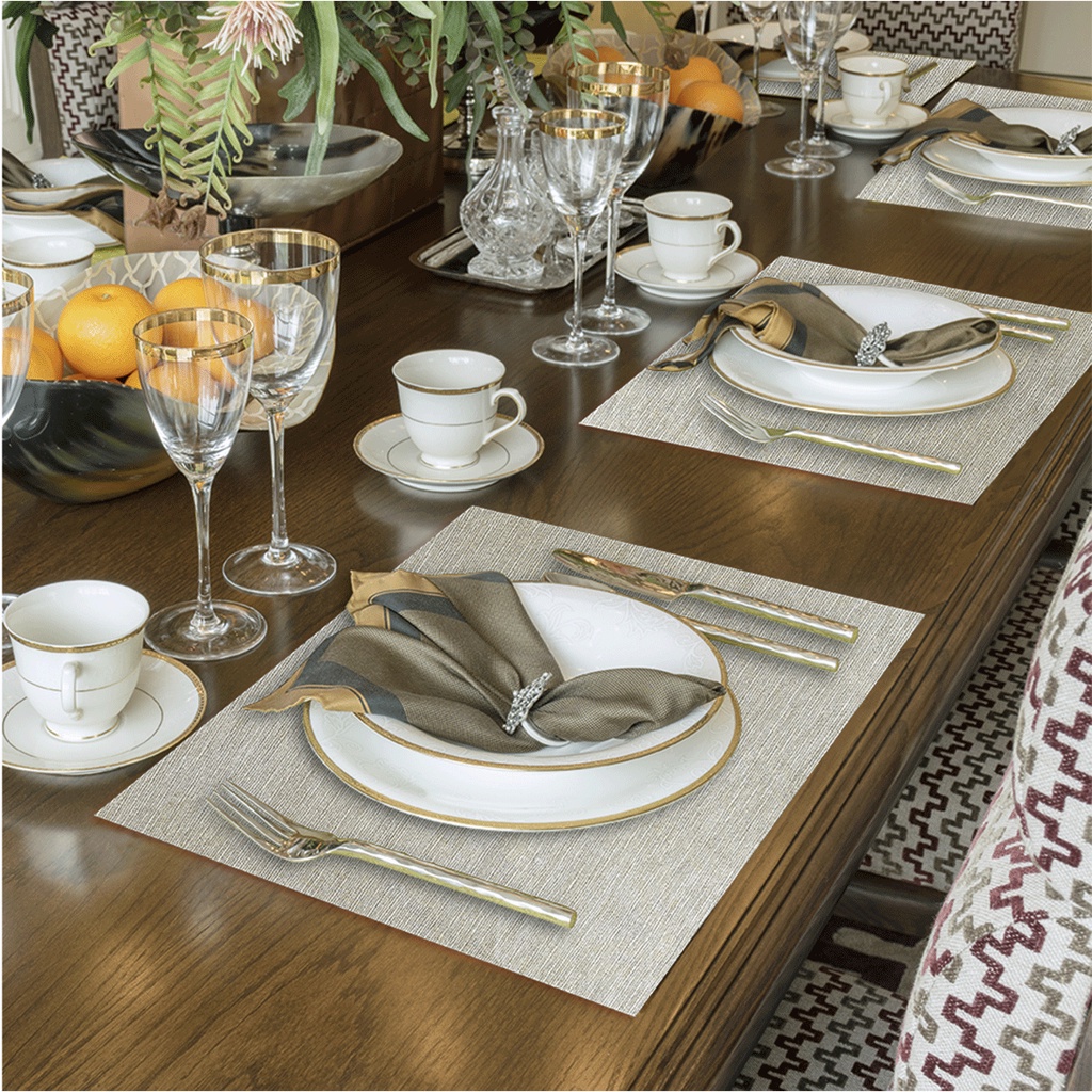 mesa posta para jantar a dois