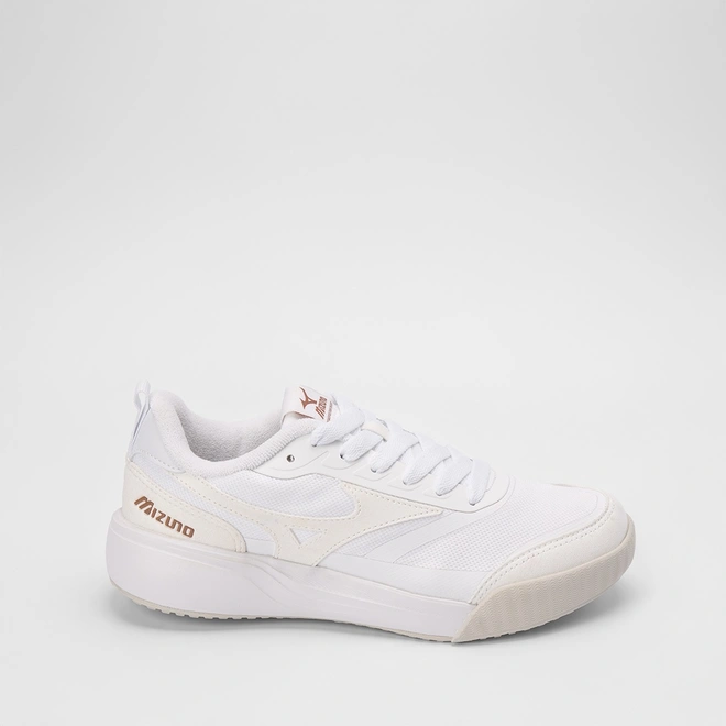 Tênis Mizuno feminino branco com solado robusto