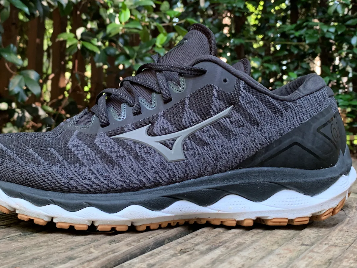 Mizuno Wave Sky 7