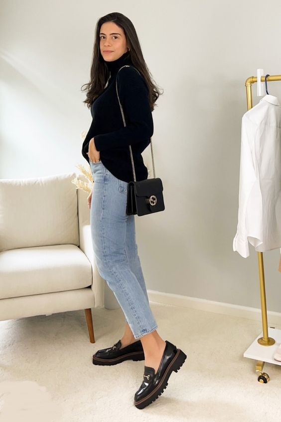 mocassim feminino com calça jeans