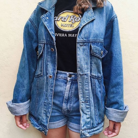 como usar ombreiras moda anos 80