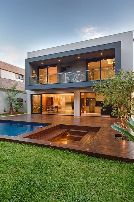 fachada de casa moderna com cores claras