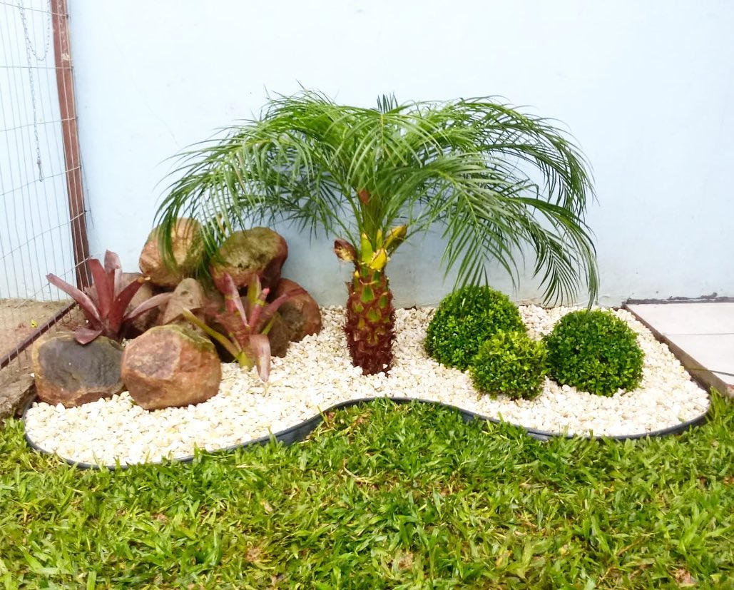 jardim de fachada moderno