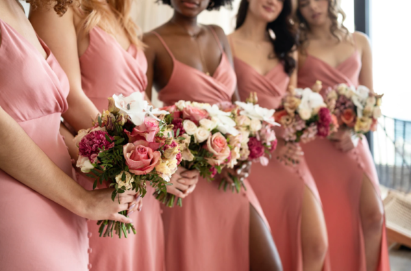 Tendências de acessórios para madrinhas: O que usar em 2026