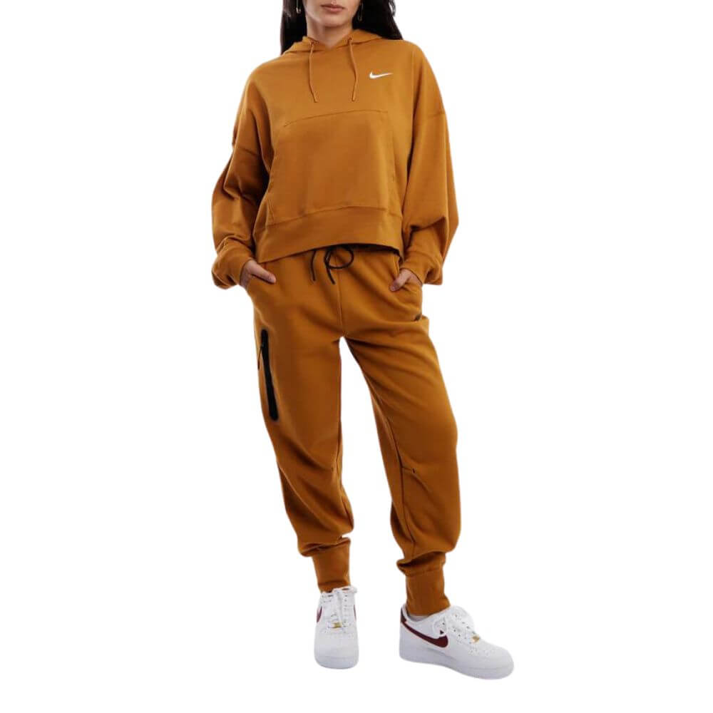 Como usar moletom Nike