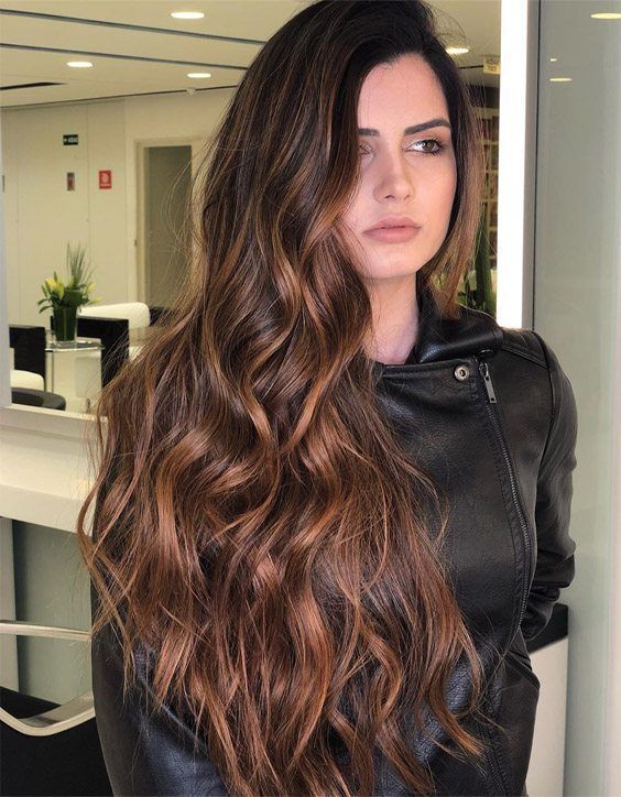 erros comuns ao fazer morena iluminada em cabelo preto