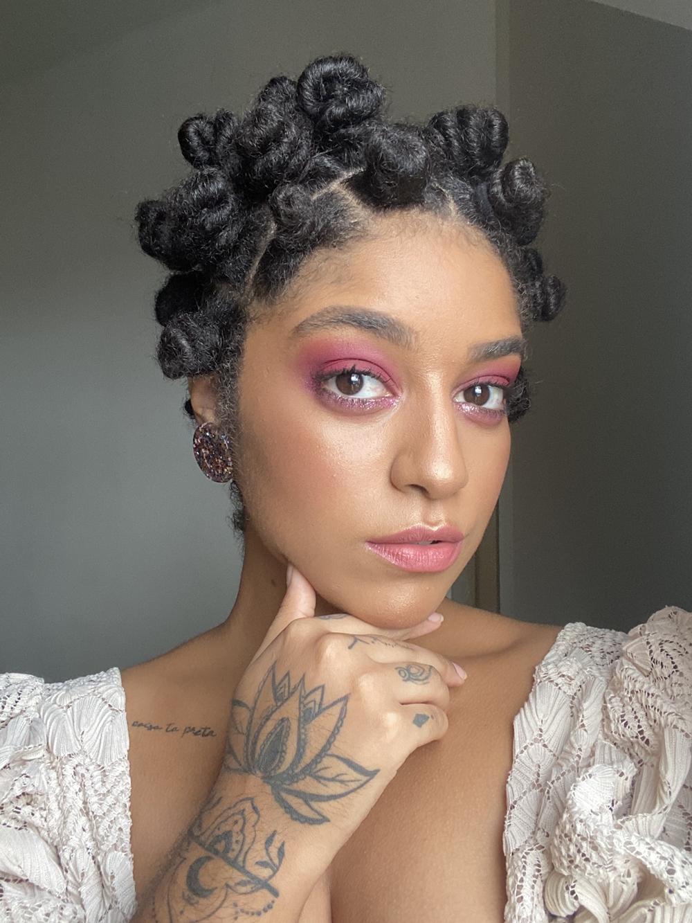 quanto custa um corte especializado para cabelo crespo