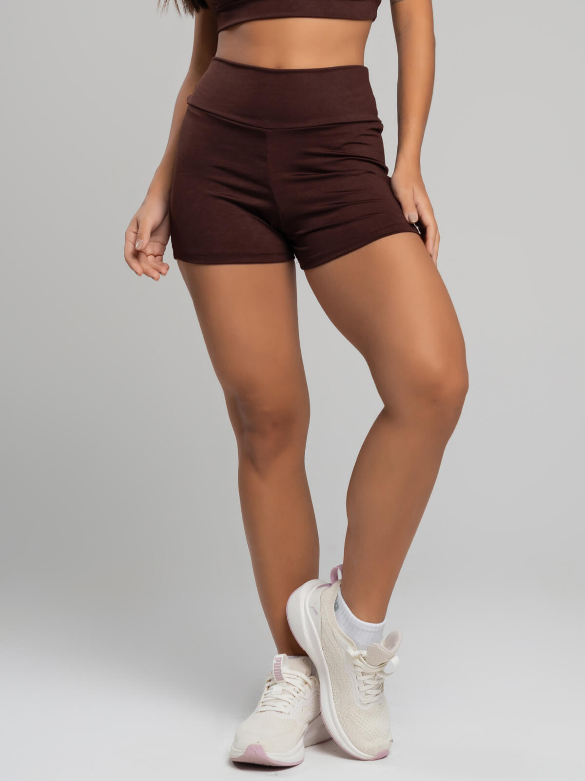 short curto feminino de linho