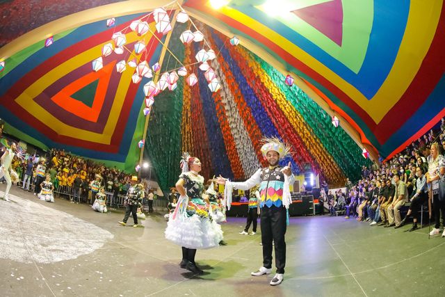 Decoração de Festa Junina Criativa e Econômica: Faça Você Mesmo