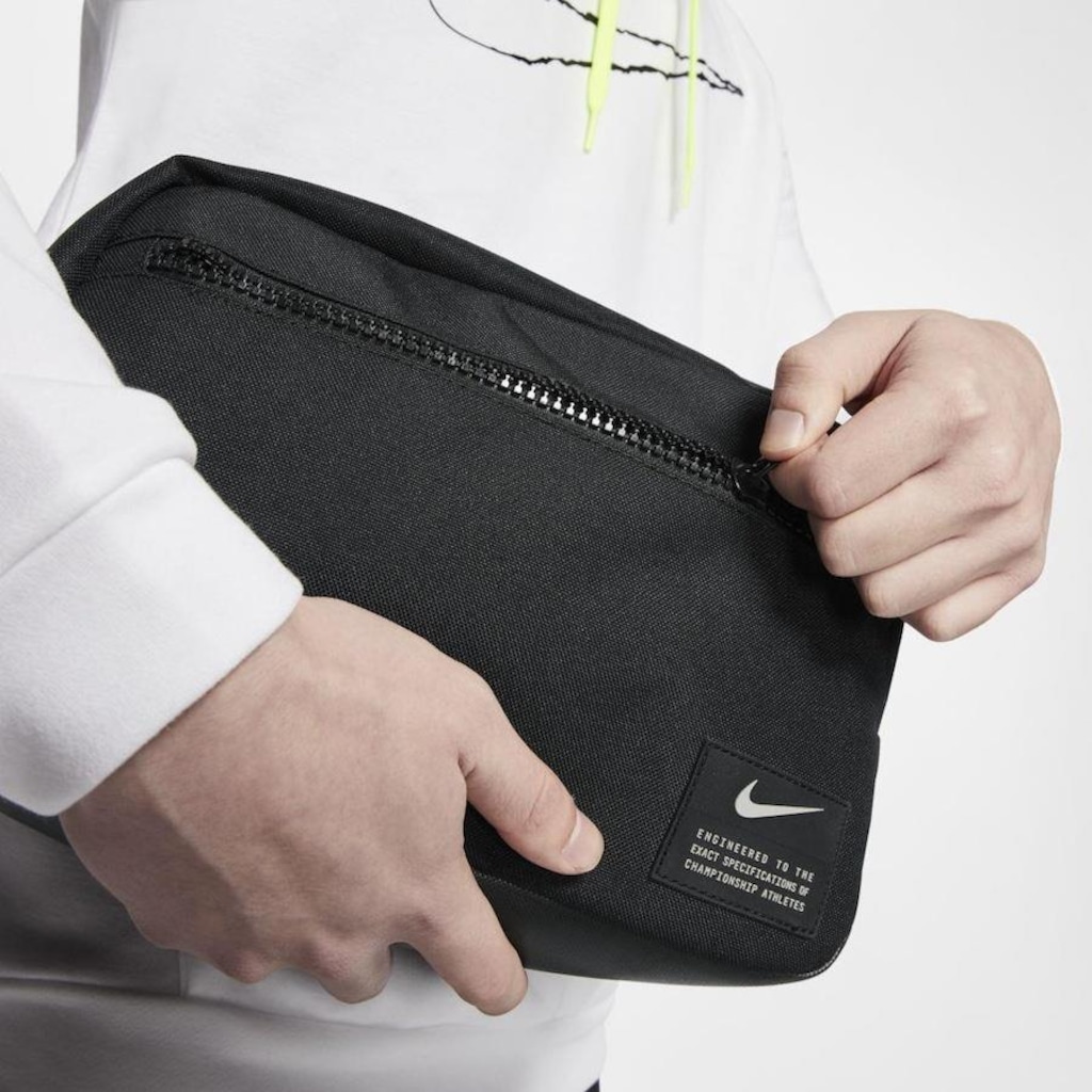 Necessaire Nike preta