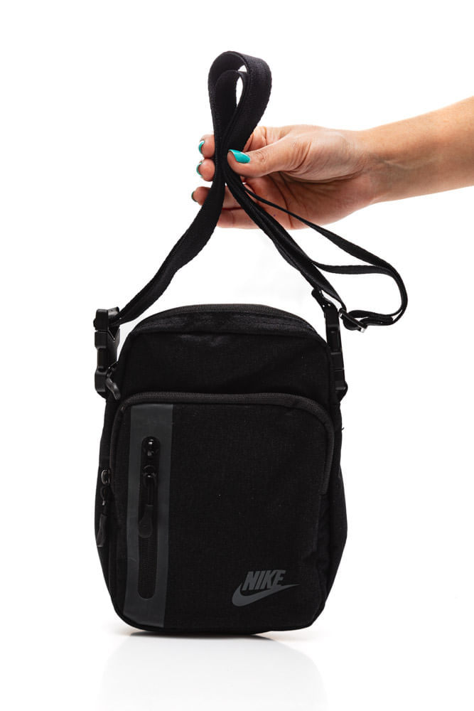 Necessaire Nike para academia