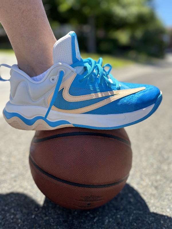 Nike Giannis Immortality 3 