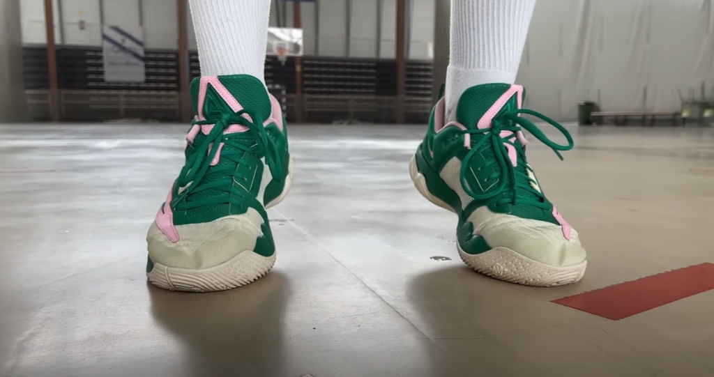 Nike Giannis Immortality 4 