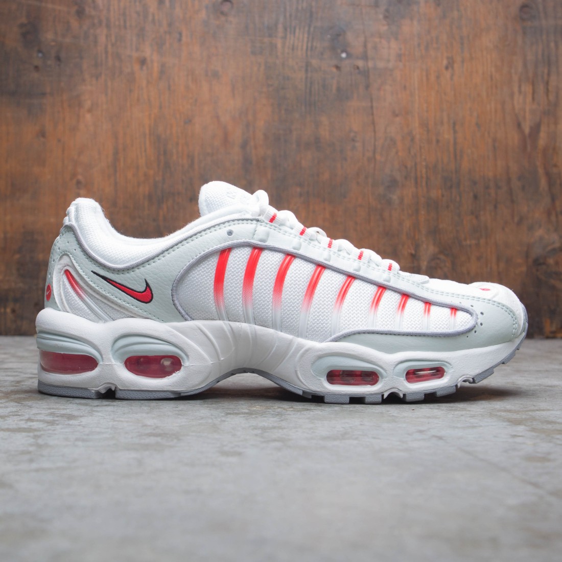 Nike Tailwind 