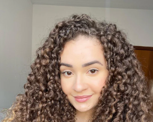 Os Melhores Óleos Vegetais para Nutrição Capilar Profunda