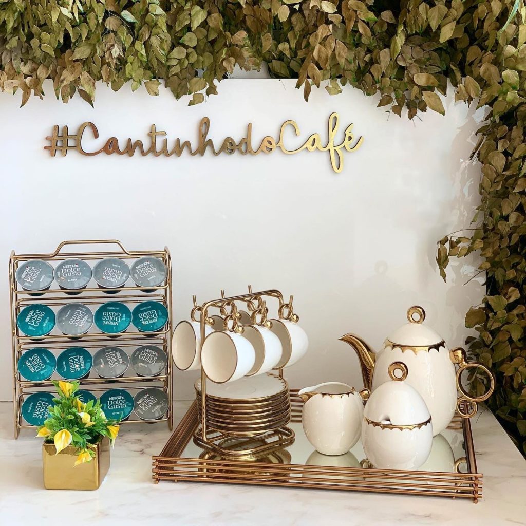 cantinho do café pequeno vs grande