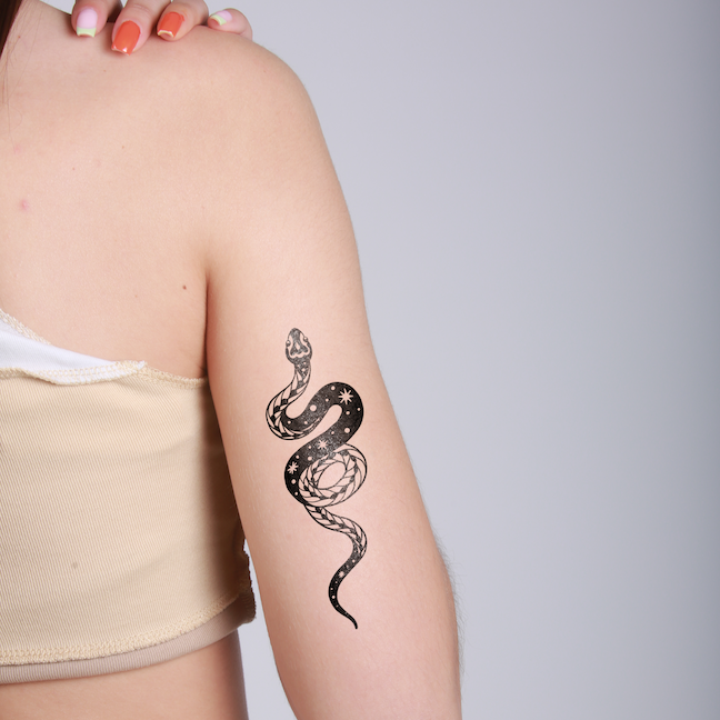 Tatuagens de cobra e seus significados em diferentes culturas