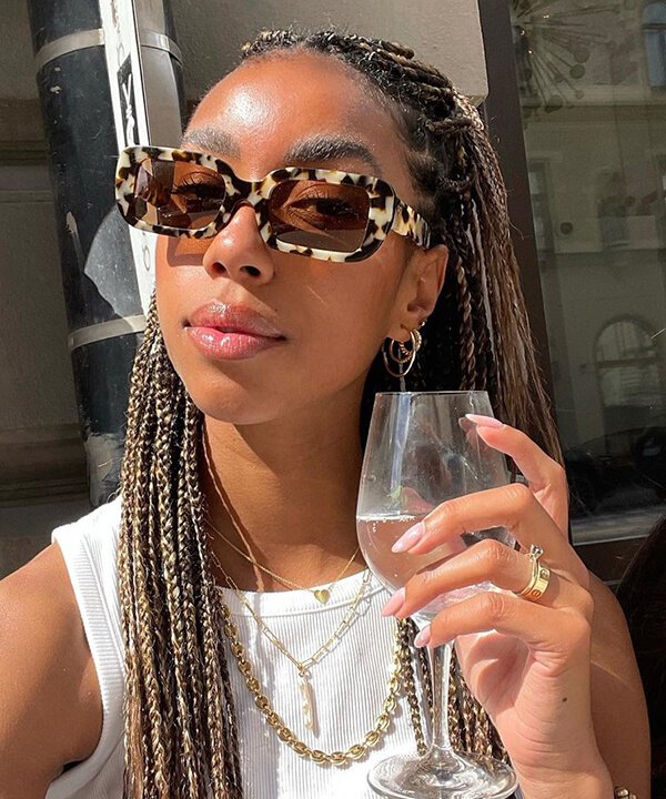 Guia Completo: Como Escolher Óculos de Sol Quadrados para Cada Formato de Rosto