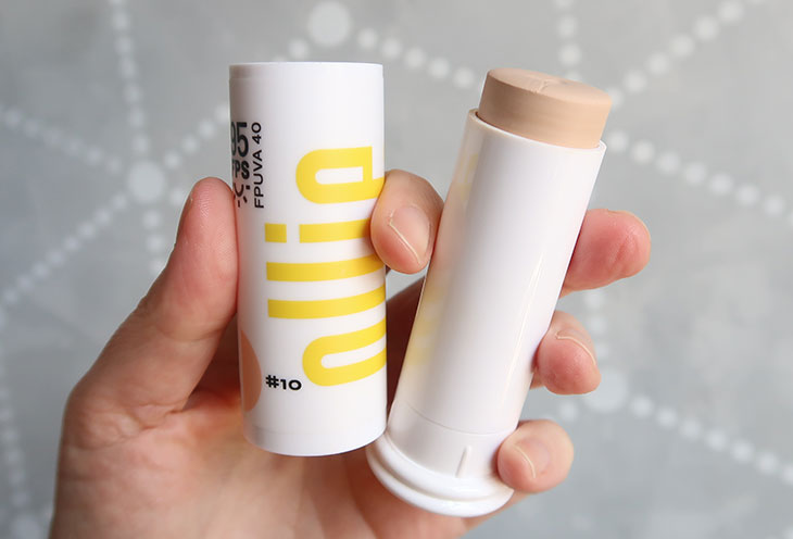 5 ideias de títulos:
1. Guia Completo: Protetor Solar em Bastão Ollie FPS 95 - Benefícios e Aplicação
2. Protetor Solar Mineral Fluido Ollie FPS 50: A Escolha Ideal para Peles Sensíveis?
3. Comparativo: Protetor Solar Ollie Bastão vs. Fluido - Qual o Melhor para Você?
4. Como Usar Protetor Solar em Bastão Ollie para Máxima Proteção
5. Ollie Protetor Solar: Avaliação Detalhada dos Produtos e Preços