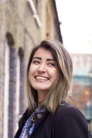 Morena Iluminada Repicada: Tons de Ombré que Realçam suas Camadas