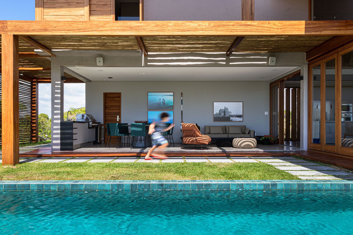 Pergolado: 5 ideias de cobertura para sua área gourmet