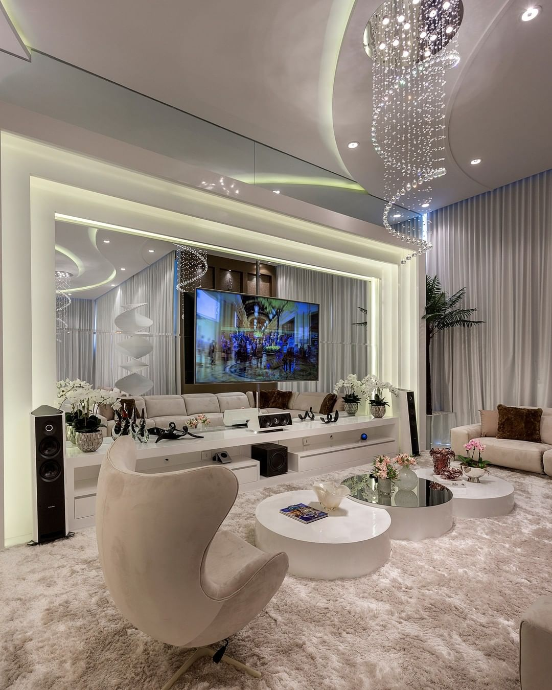 Painel de TV moderno com LED