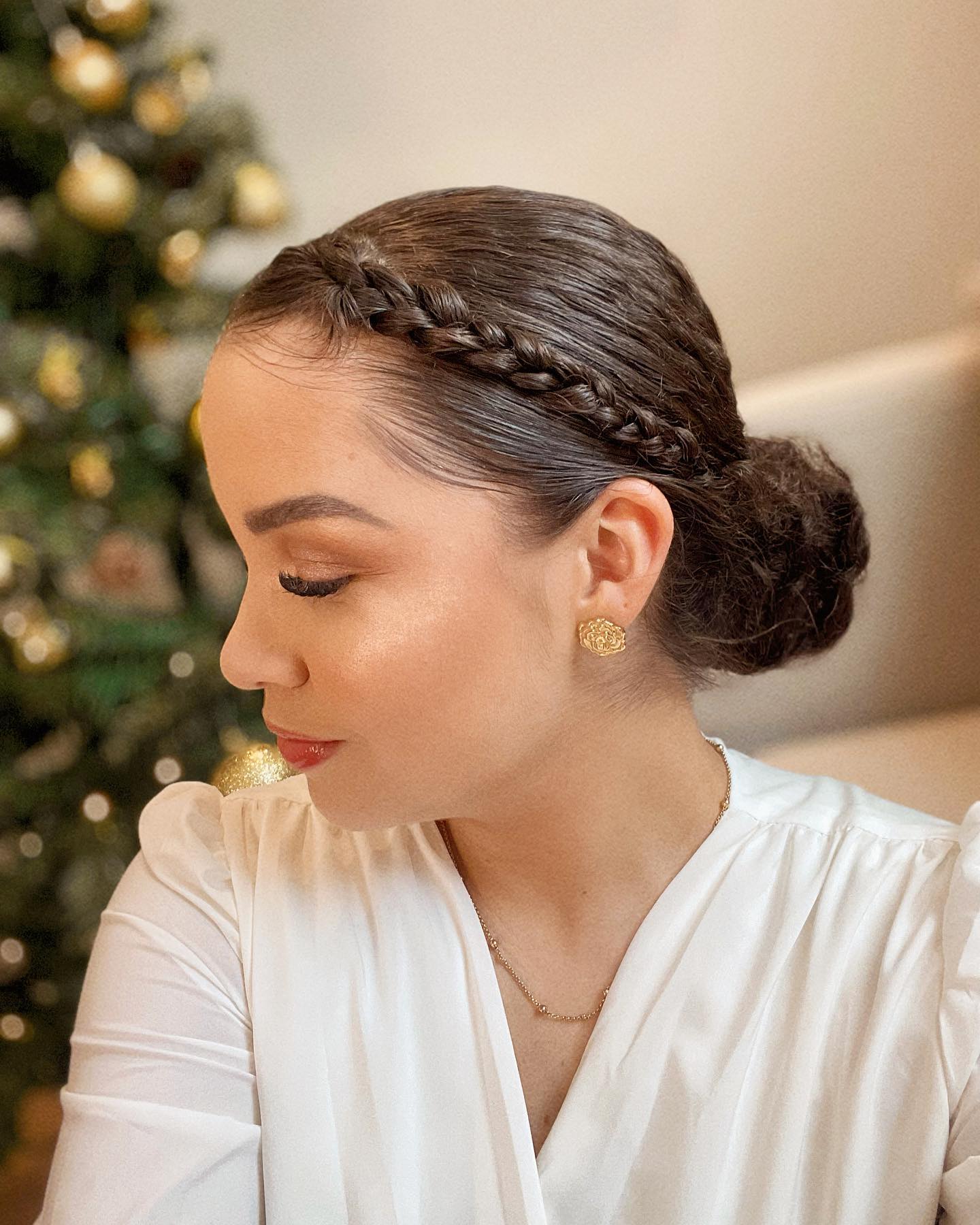 Como Fazer Penteados Duradouros em Cabelos Cacheados: Dicas e Produtos