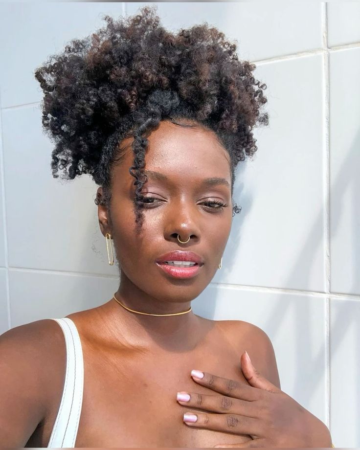 penteado cabelo cacheado casamento