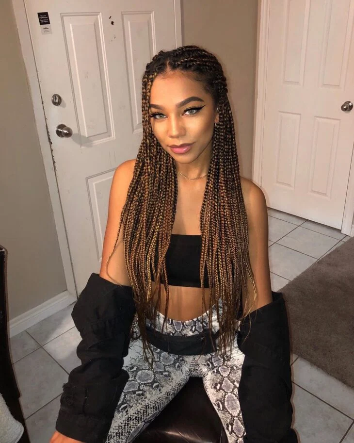 penteado com 8 tranças