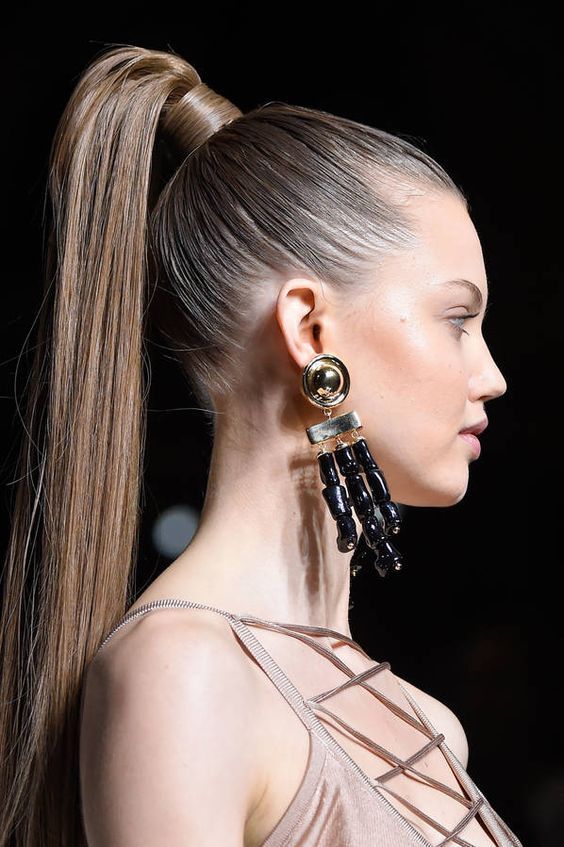 rabo de cavalo elegante
